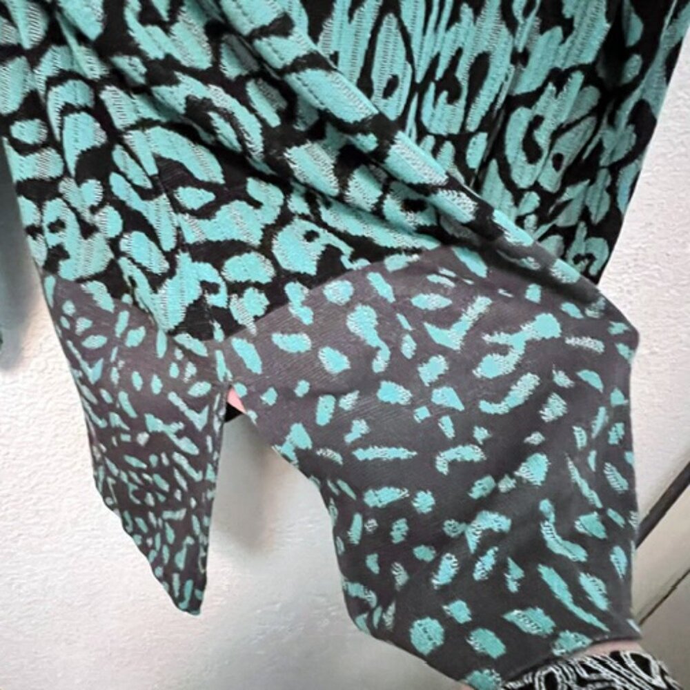 Ming Wang Teal and Black Animal-Print Tunic Top - Picture 6 of 8